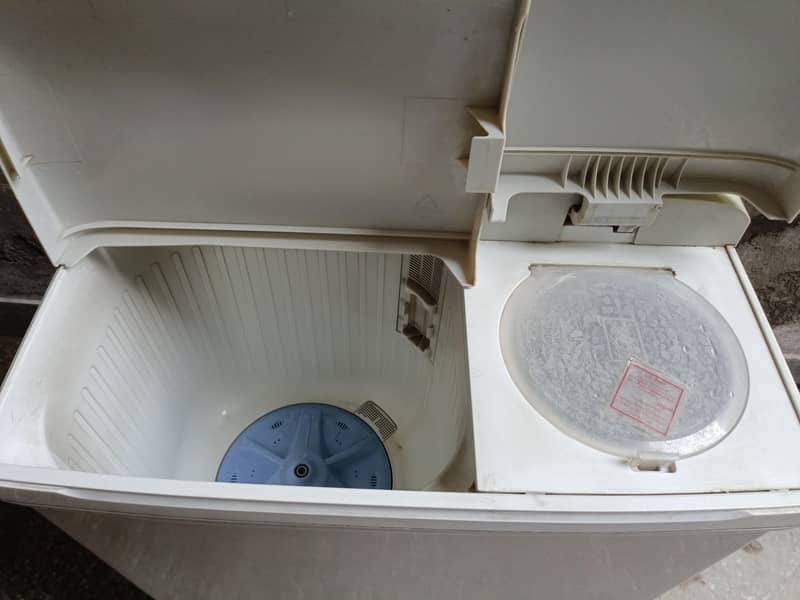 Washing Machine DW 5200 2