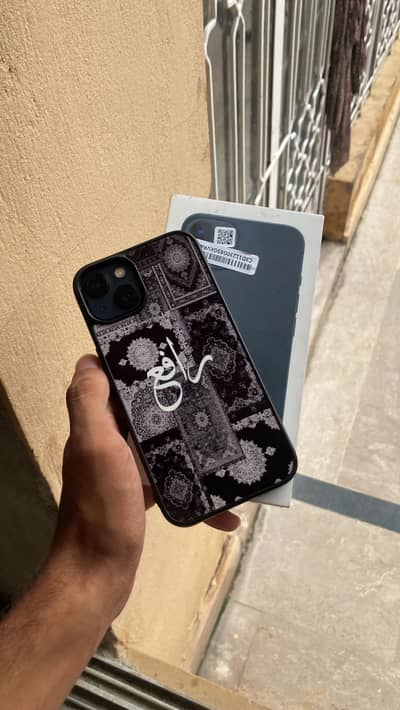 Apple iPhone 13