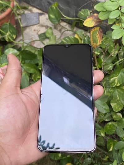 One Plus 6T (8-128)