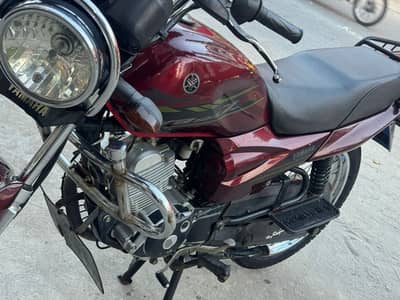 Yamaha YB125Z