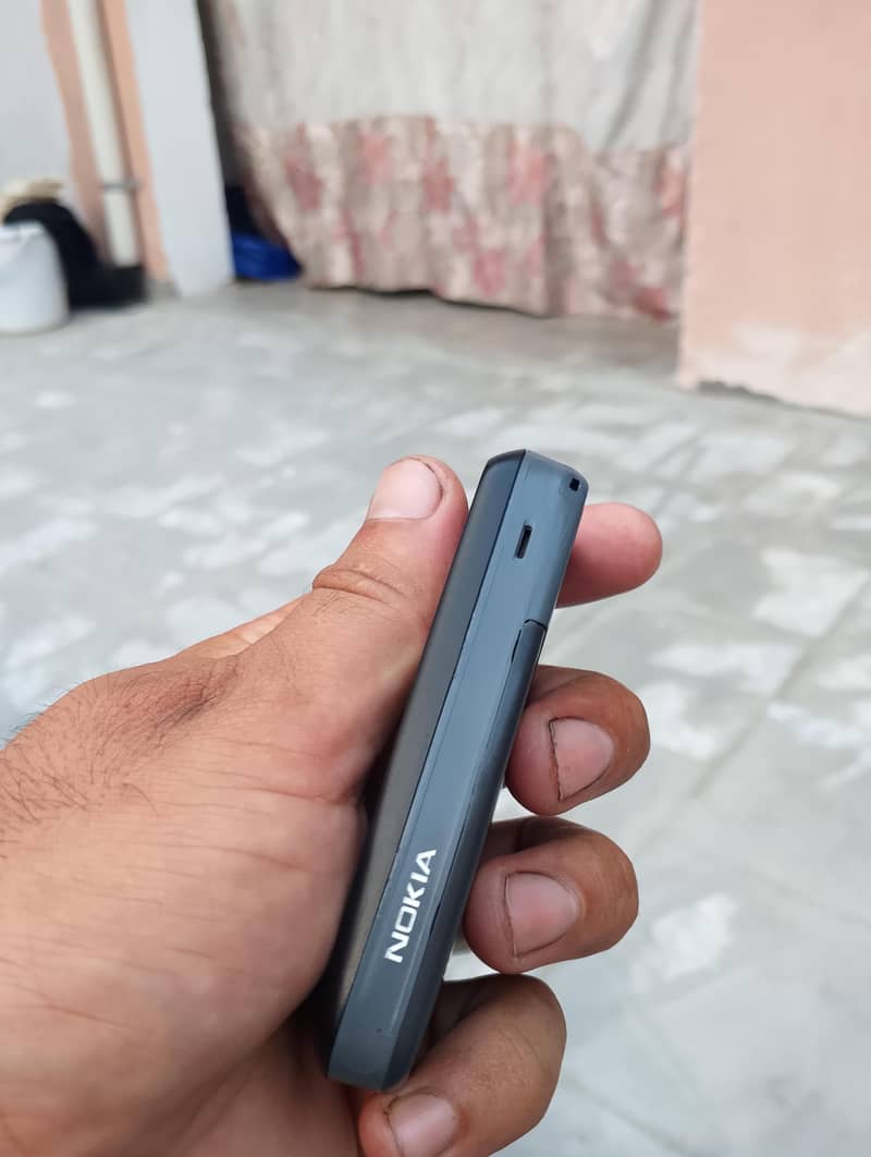 Nokia 1200 4