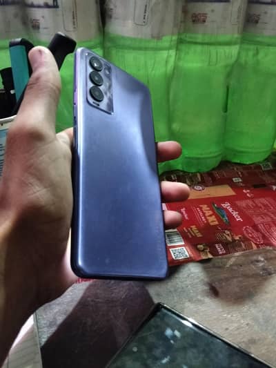 Tecno Camon 18