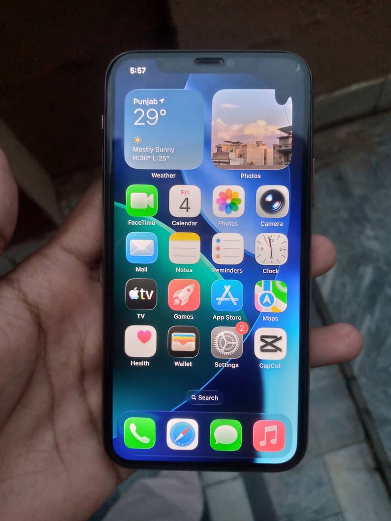 Apple iPhone 11 Pro 2