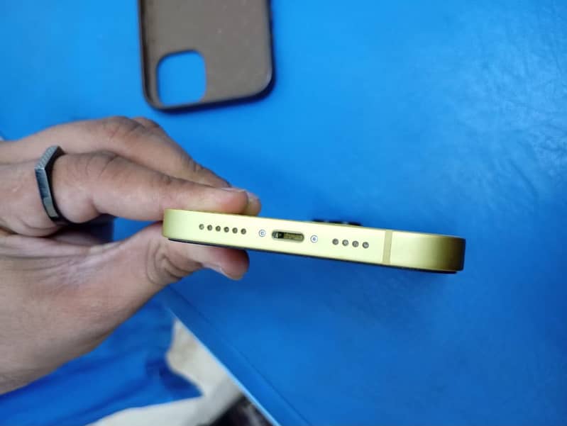 Apple iPhone 14 plus 2
