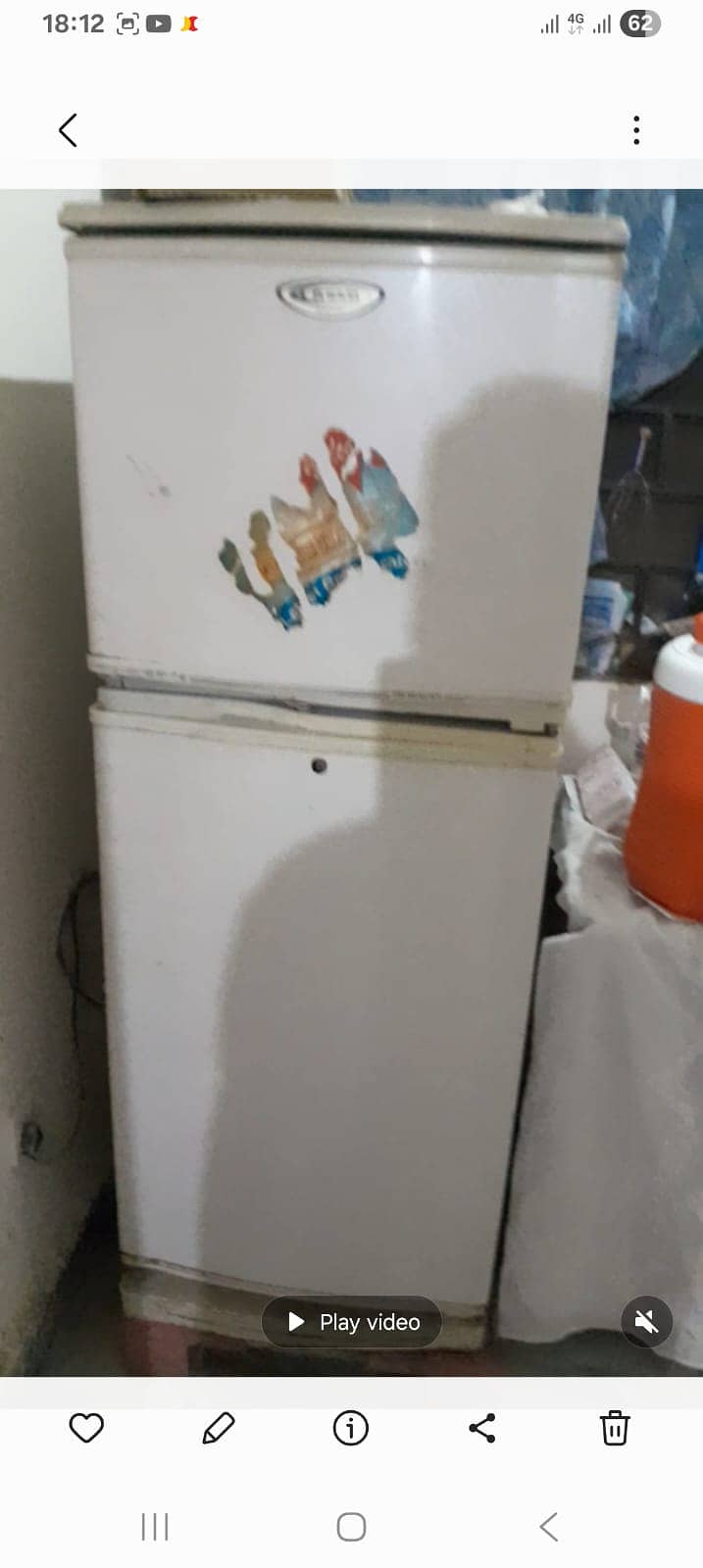 waves fridge medium size 1