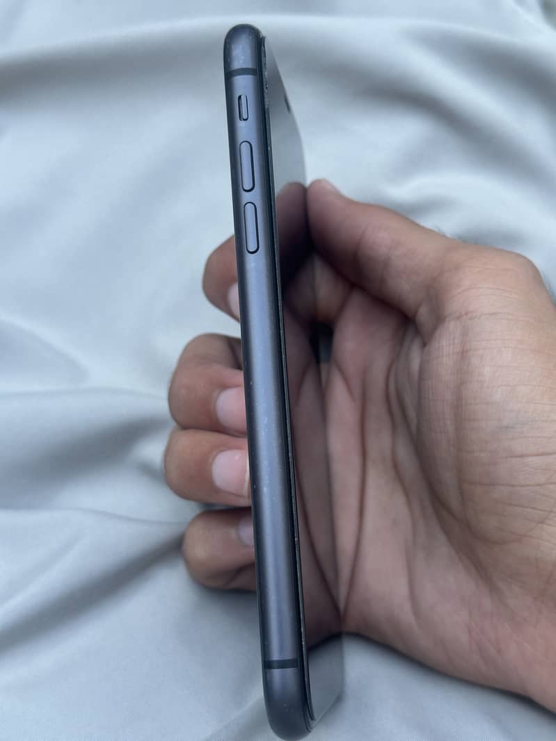 Iphone 11 4