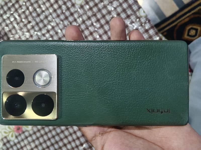 Infinix Note 40 Pro 1