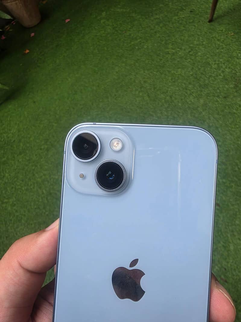 Apple iPhone 14 2