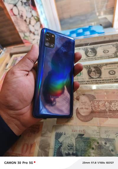 Samsung a31. . . vivo y12s