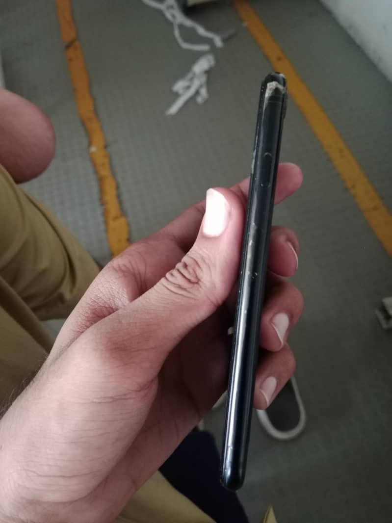 Apple iPhone SE 4