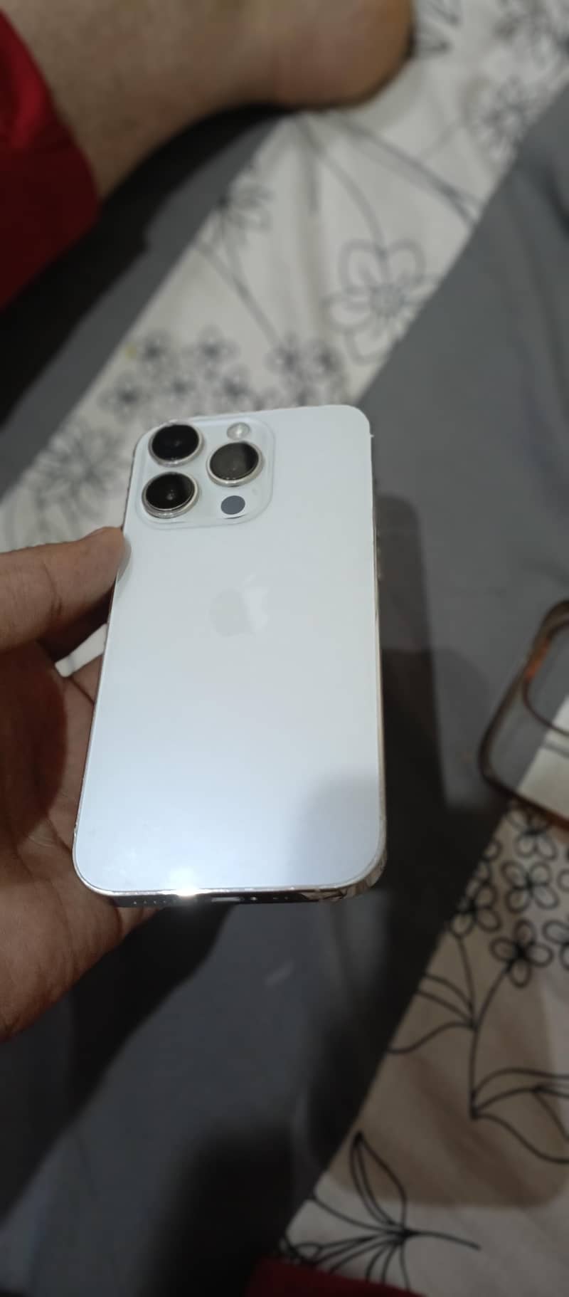 Apple iPhone 14 Pro 4
