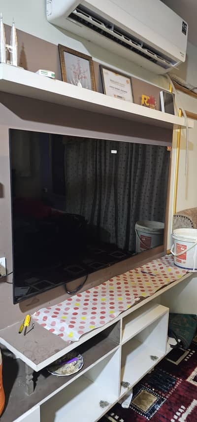 BRAND NEW TCL HDR 4K TV