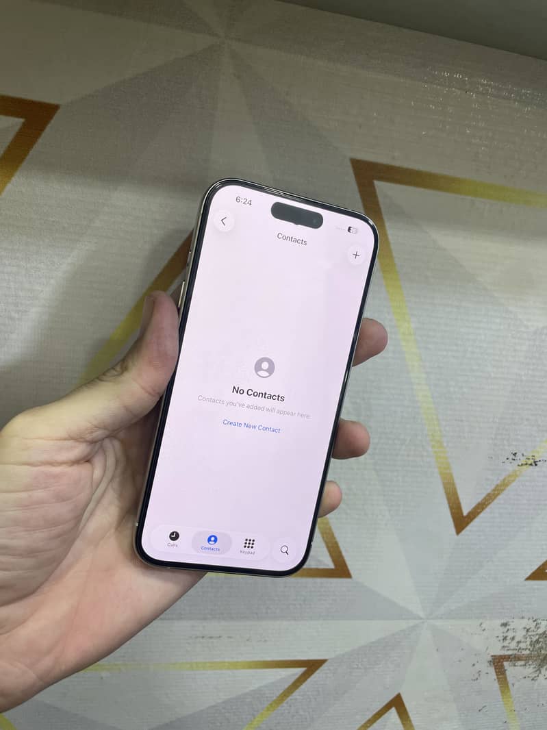 Apple iPhone 15 Pro 4