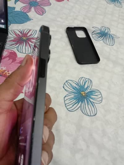 Apple iPhone 14 Pro Max (256Gb}