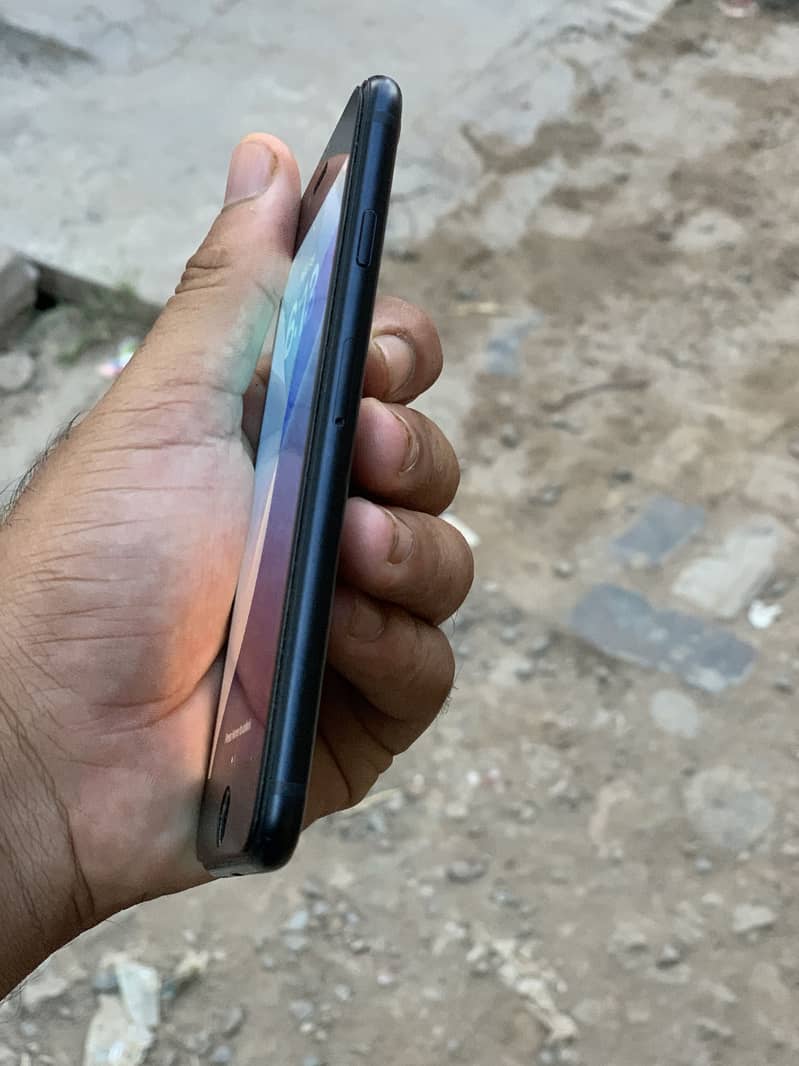 Apple iPhone SE 3rd generation 2