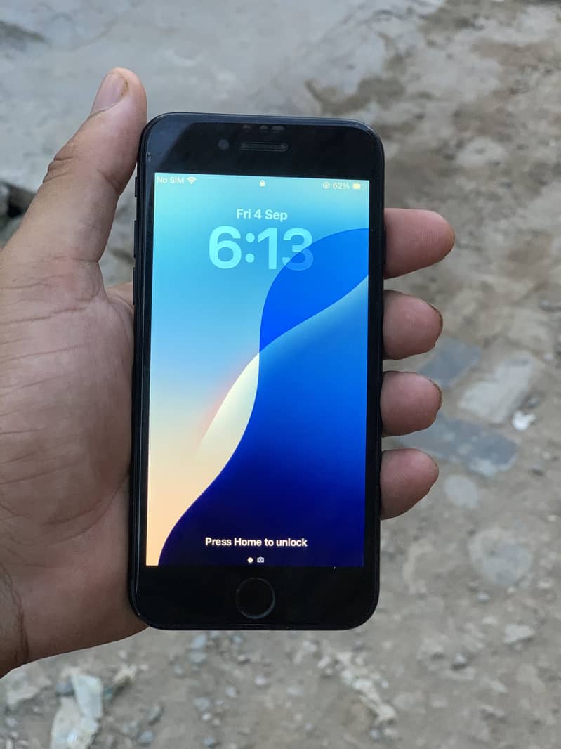 Apple iPhone SE 3rd generation 3