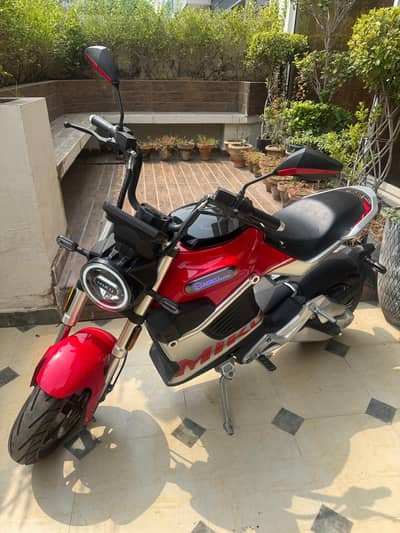 Metro Miku Super 2025 | 2,100 Km Driven | First Owner | Reg Lahore
