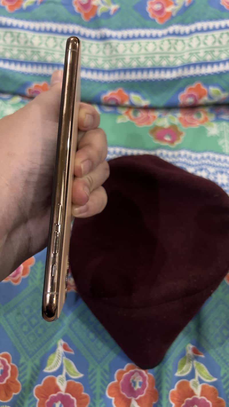 Apple iPhone 13 Pro Max 2