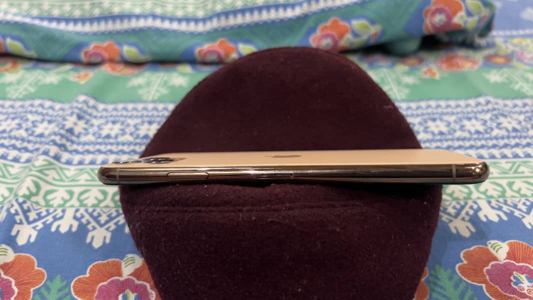 Apple iPhone 13 Pro Max 5