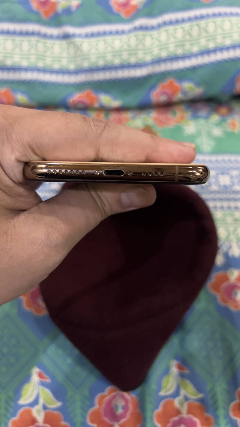 Apple iPhone 13 Pro Max 8