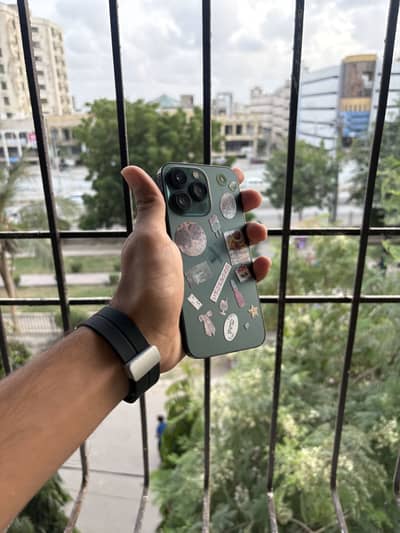 Apple iPhone 13 Pro