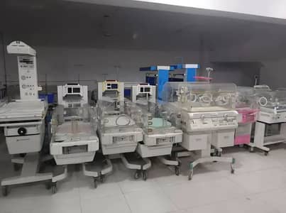 Baby Incubator Infant Baby Warmer Resuscitation unit Phototherapy UV