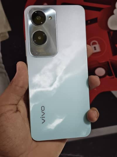 Vivo Y18