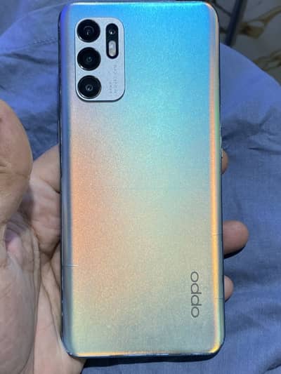 OPPO Reno6