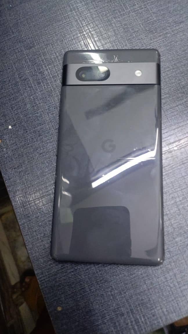 Google Pixel 7a 2