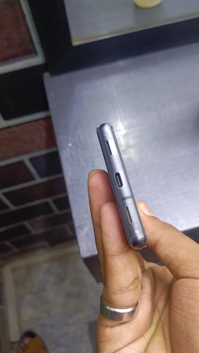 Google Pixel 7a 5