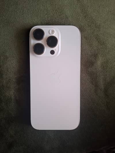Apple iPhone 16 Pro