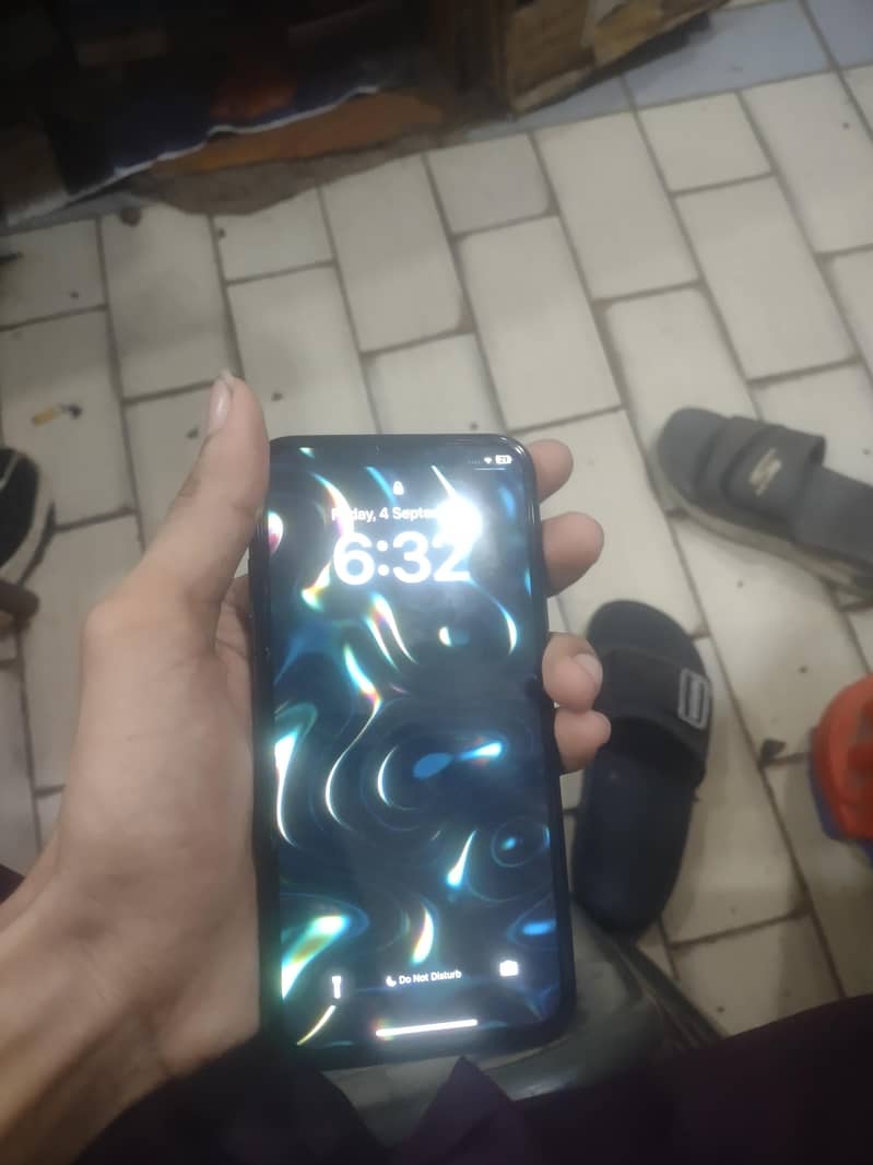 Apple iPhone X 0