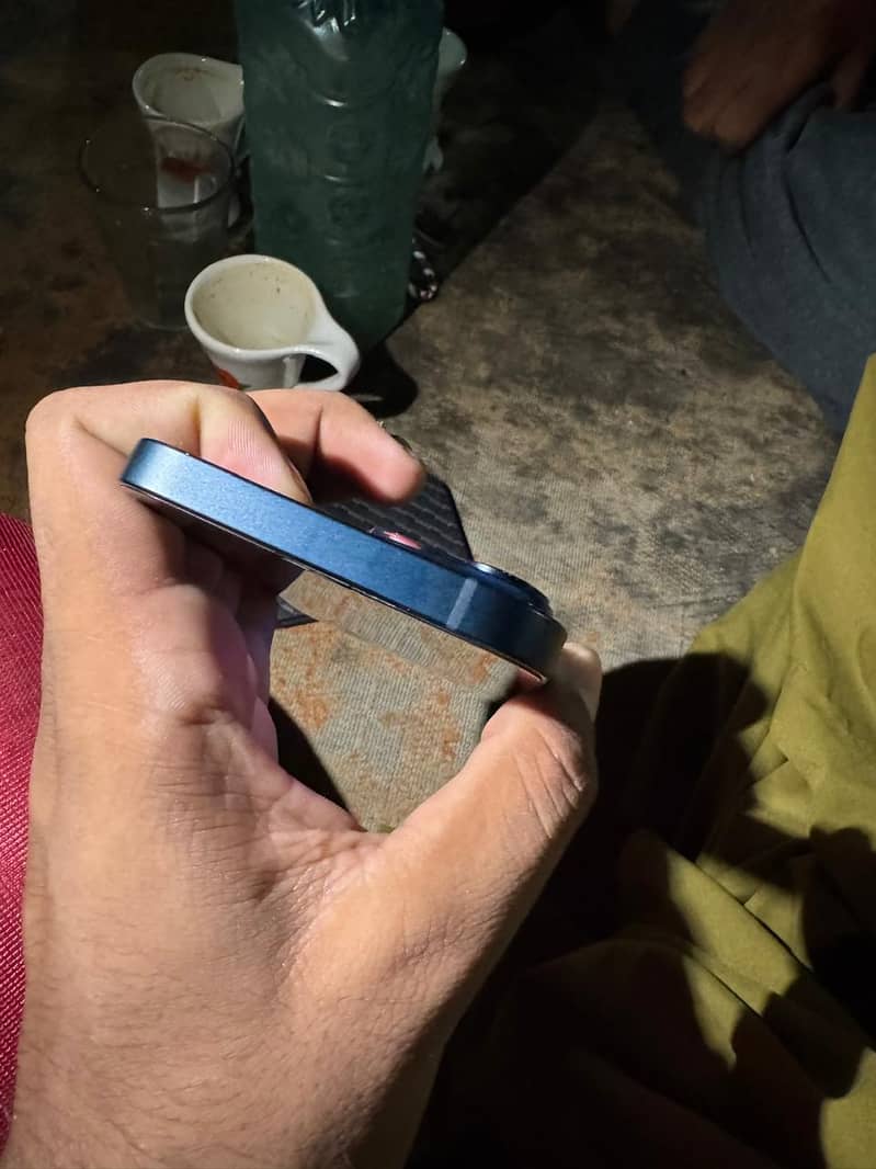 Apple iPhone 14 1