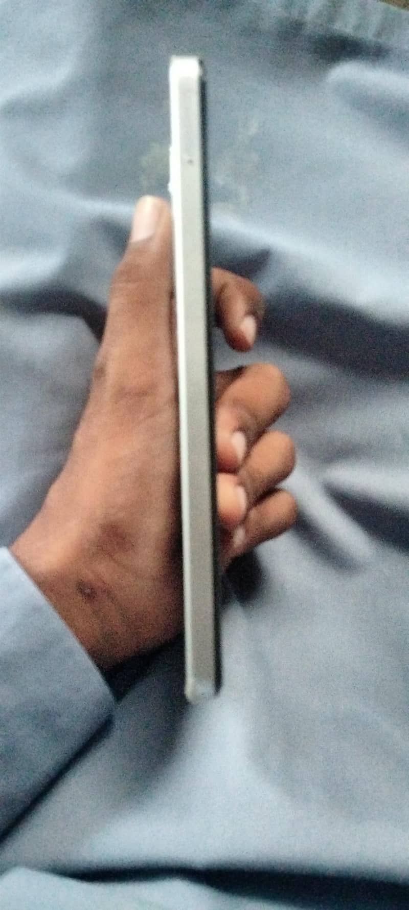 Realme C71 4