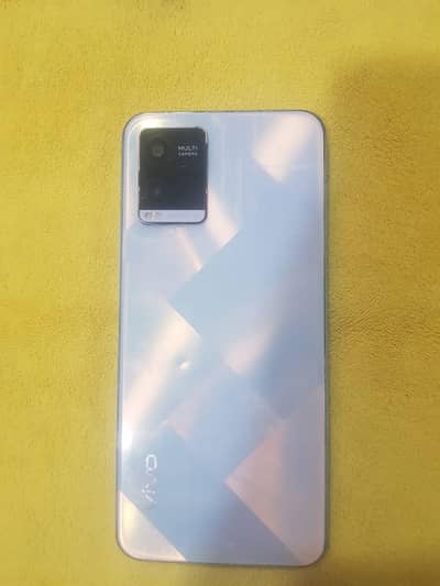 Vivo Y21