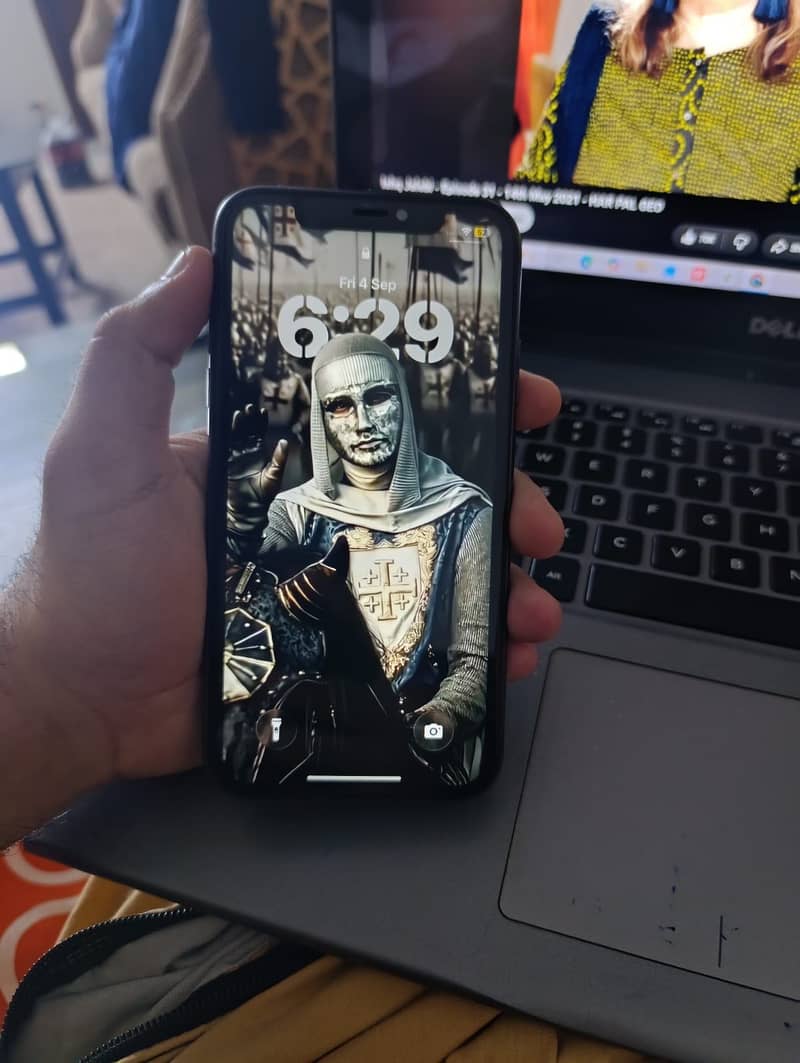 Apple iPhone 11 3