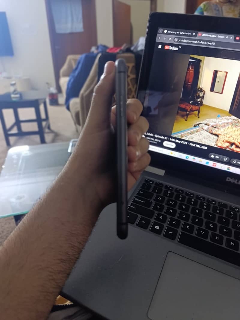 Apple iPhone 11 5