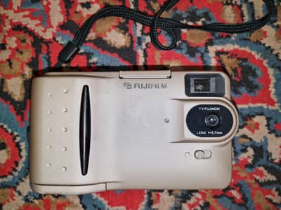 Fujifilm DX-5 Vintage Digital Camera (1997) — For Parts/Repair/Display