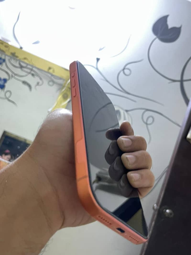 Apple iPhone 17 Pro Max 6