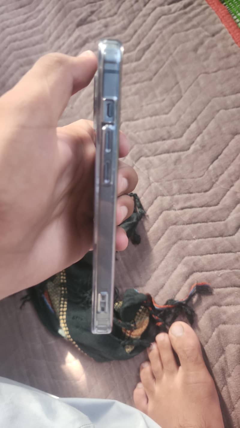 Apple iPhone 14 1