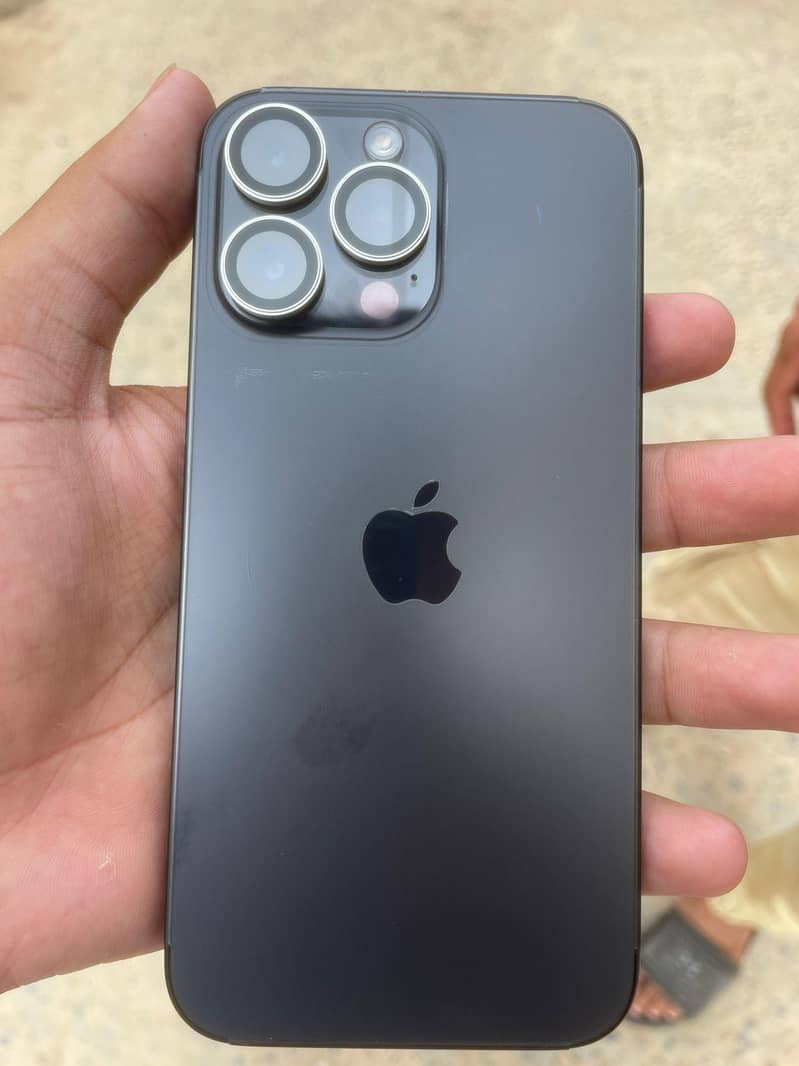 Apple iPhone 14 Pro Max 0