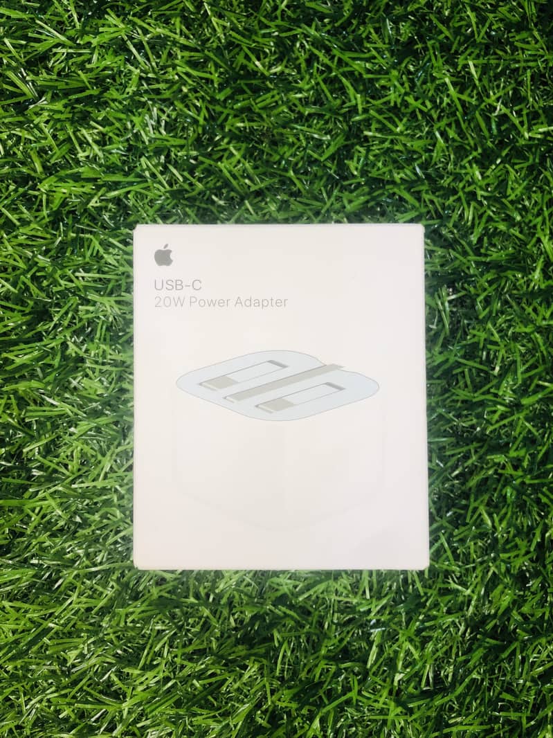 Apple Original Adapter & Cable 1