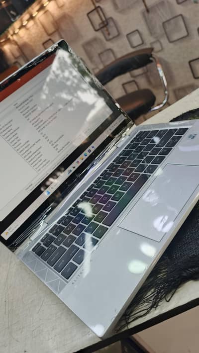 HP Elitebook 830 G7 X360