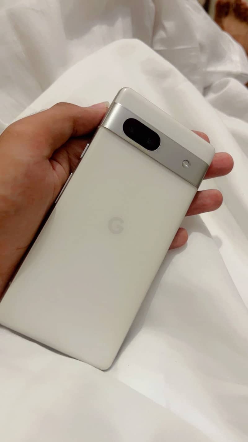 Google Pixel 7a 0