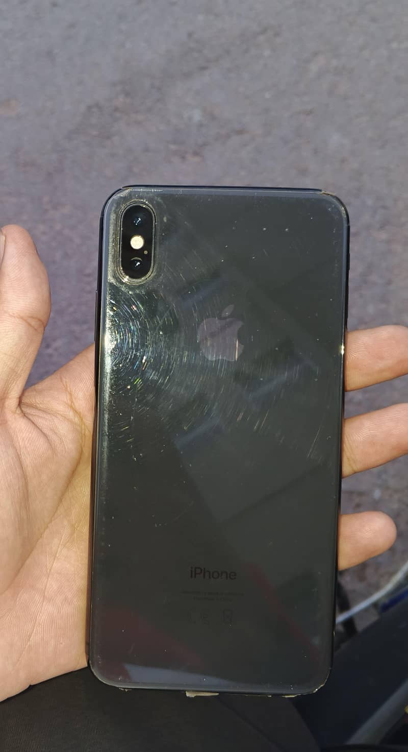 Apple iPhone XS Max 0