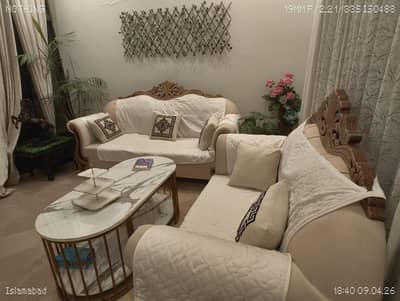 Very rear used 7 seater sofa like a new 03200458423 WhatsApp or call