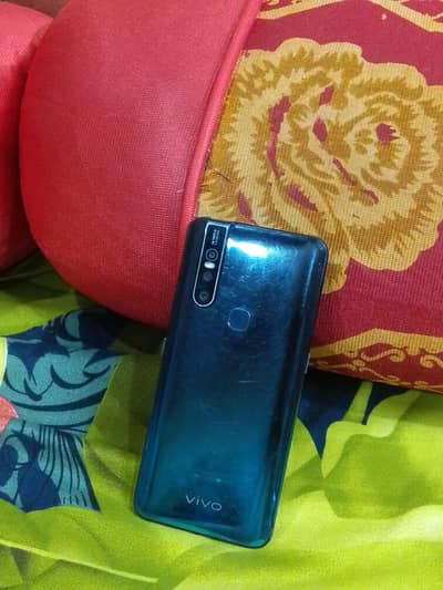 Vivo y15. . . . . . ram=8/256 GB
