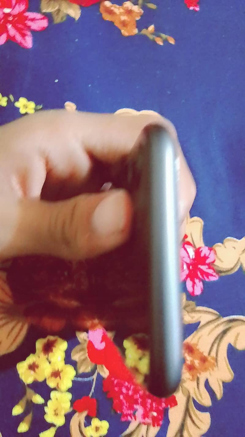 IPHONE 11 10/10  condition 5