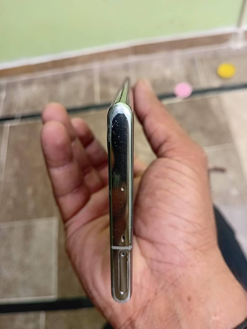 Samsung Mobile Note 10 Plus 5