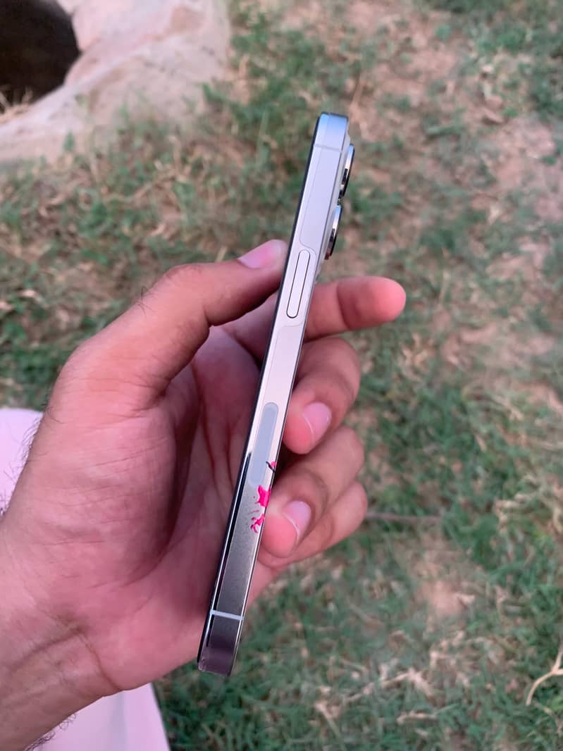 Apple iPhone 13 Pro 5